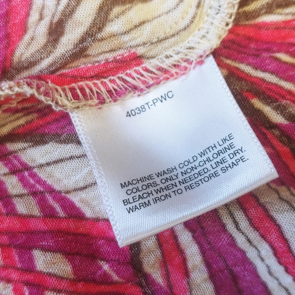 Tropical Halter Top - Picture 6 of 9